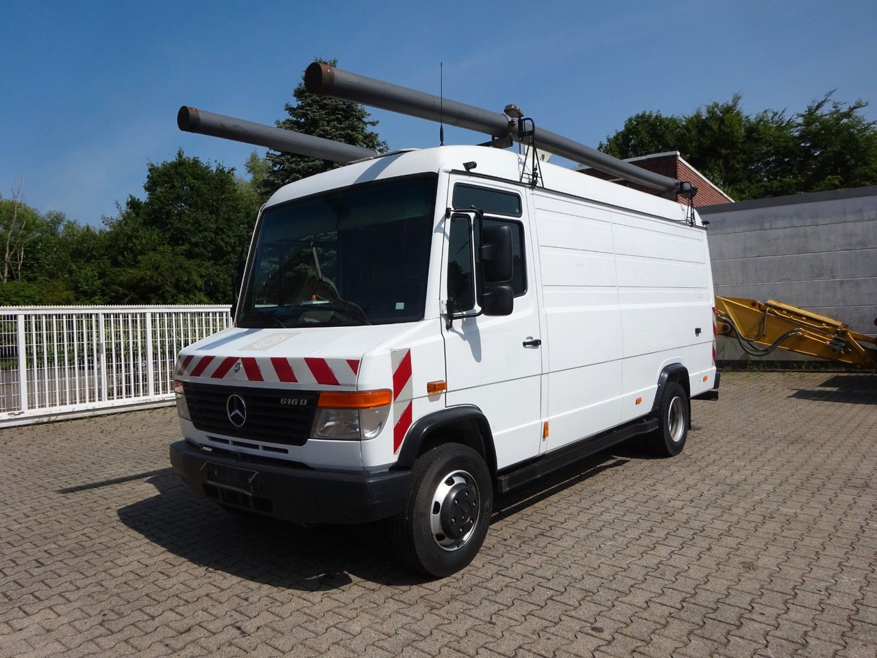Mercedes-Benz 616D Vario Kastenwagen 4x2 - Βαν: φωτογραφία 2 Mercedes-Benz 616D Vario Kastenwagen 4x2 - Βαν: φωτογραφία 2