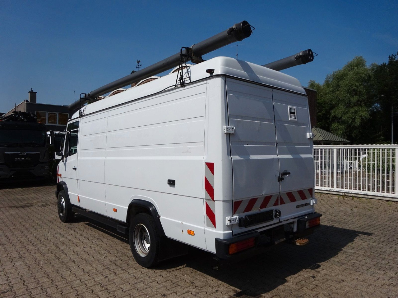 Mercedes-Benz 616D Vario Kastenwagen 4x2 - Βαν: φωτογραφία 4 Mercedes-Benz 616D Vario Kastenwagen 4x2 - Βαν: φωτογραφία 4
