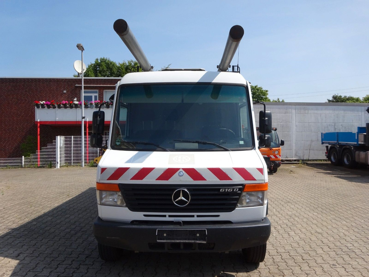 Mercedes-Benz 616D Vario Kastenwagen 4x2 - Βαν: φωτογραφία 5 Mercedes-Benz 616D Vario Kastenwagen 4x2 - Βαν: φωτογραφία 5