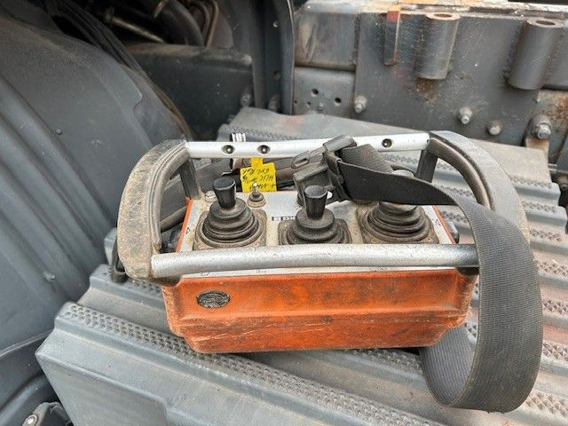 Φορτηγό με ανοιχτή καρότσα, Φορτηγό με γερανό Scania 124 L 470 Pritsche + MKG HLK 201 HP 6x2: φωτογραφία 8 Φορτηγό με ανοιχτή καρότσα, Φορτηγό με γερανό Scania 124 L 470 Pritsche + MKG HLK 201 HP 6x2: φωτογραφία 8