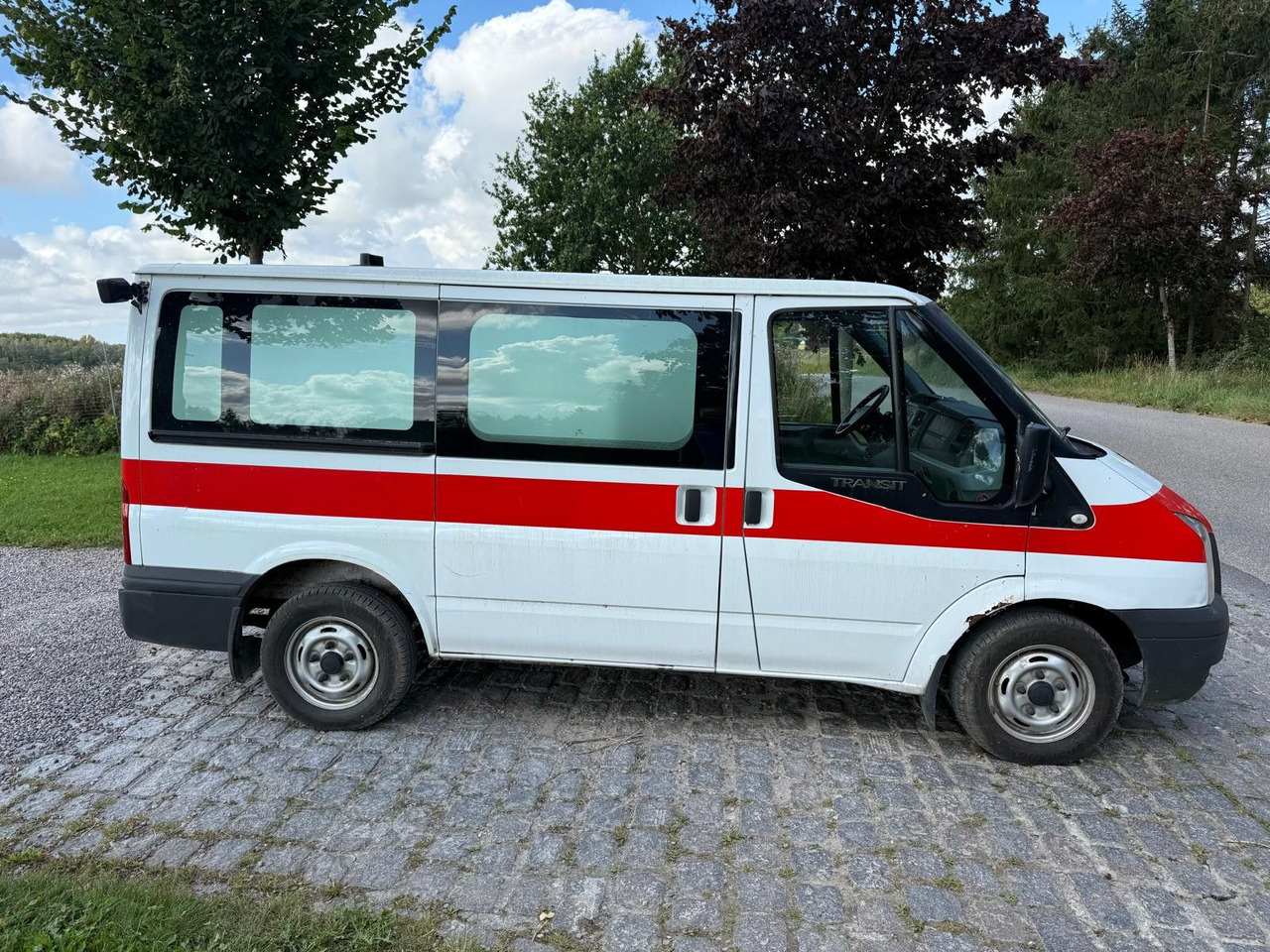 Ford Transit Kombi FT 300 K - Επιβατικό βαν: φωτογραφία 4 Ford Transit Kombi FT 300 K - Επιβατικό βαν: φωτογραφία 4