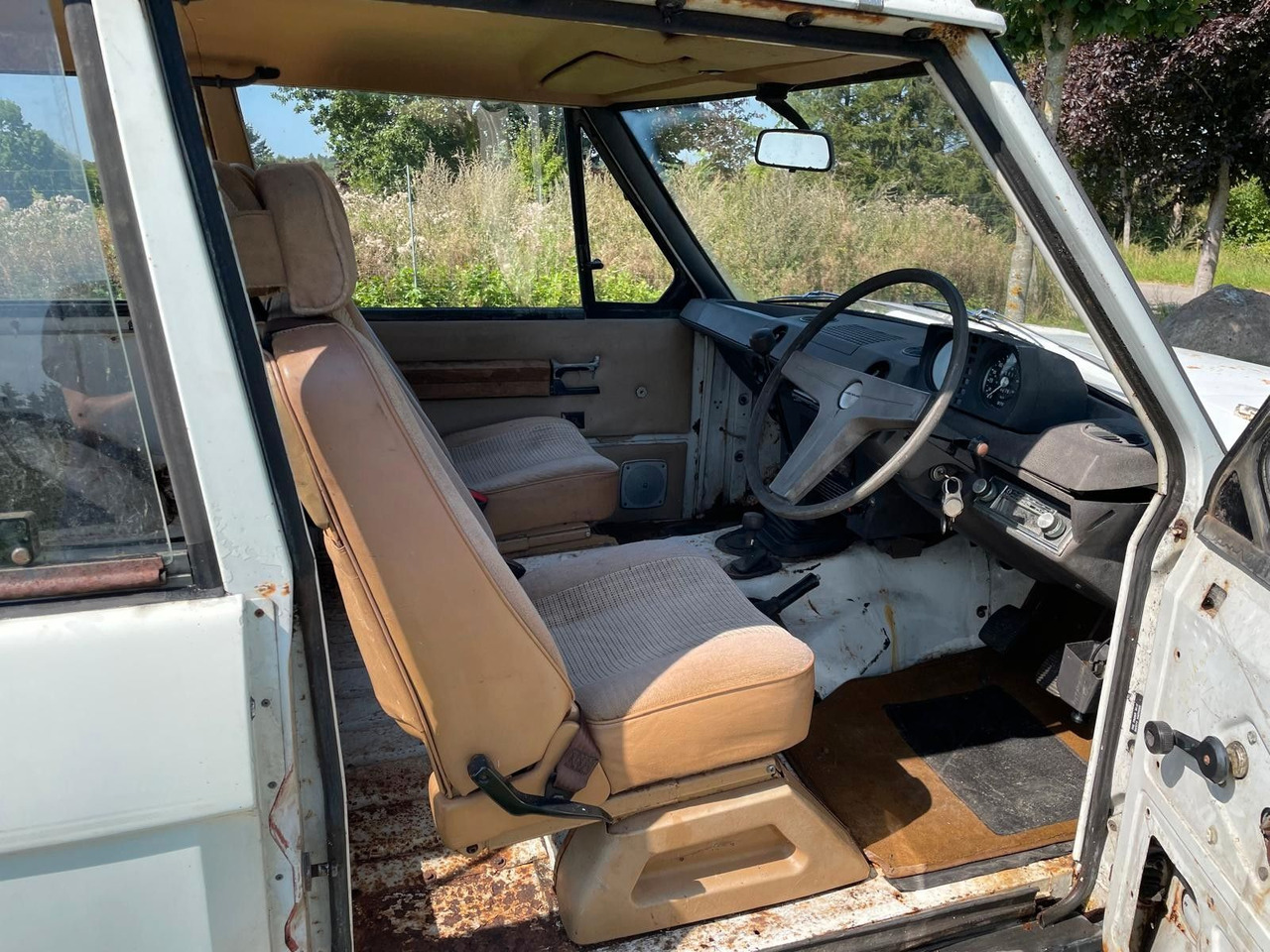 SUV Land Rover Range Rover Classic Suffix A: φωτογραφία 14