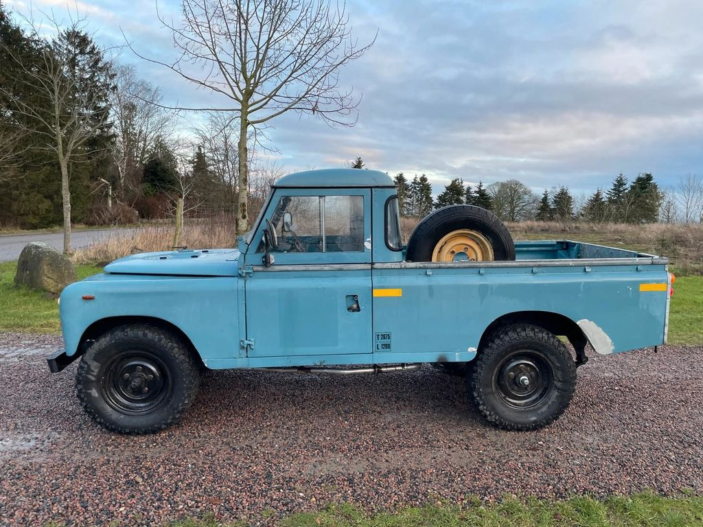 Land Rover Serie II A 109 Pickup - SUV: φωτογραφία 3 Land Rover Serie II A 109 Pickup - SUV: φωτογραφία 3