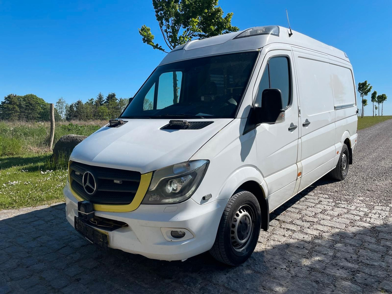 Mercedes-Benz Sprinter Kasten 316 CDI Ambulance *7 300 Netto - Ασθενοφόρο: φωτογραφία 1 Mercedes-Benz Sprinter Kasten 316 CDI Ambulance *7 300 Netto - Ασθενοφόρο: φωτογραφία 1