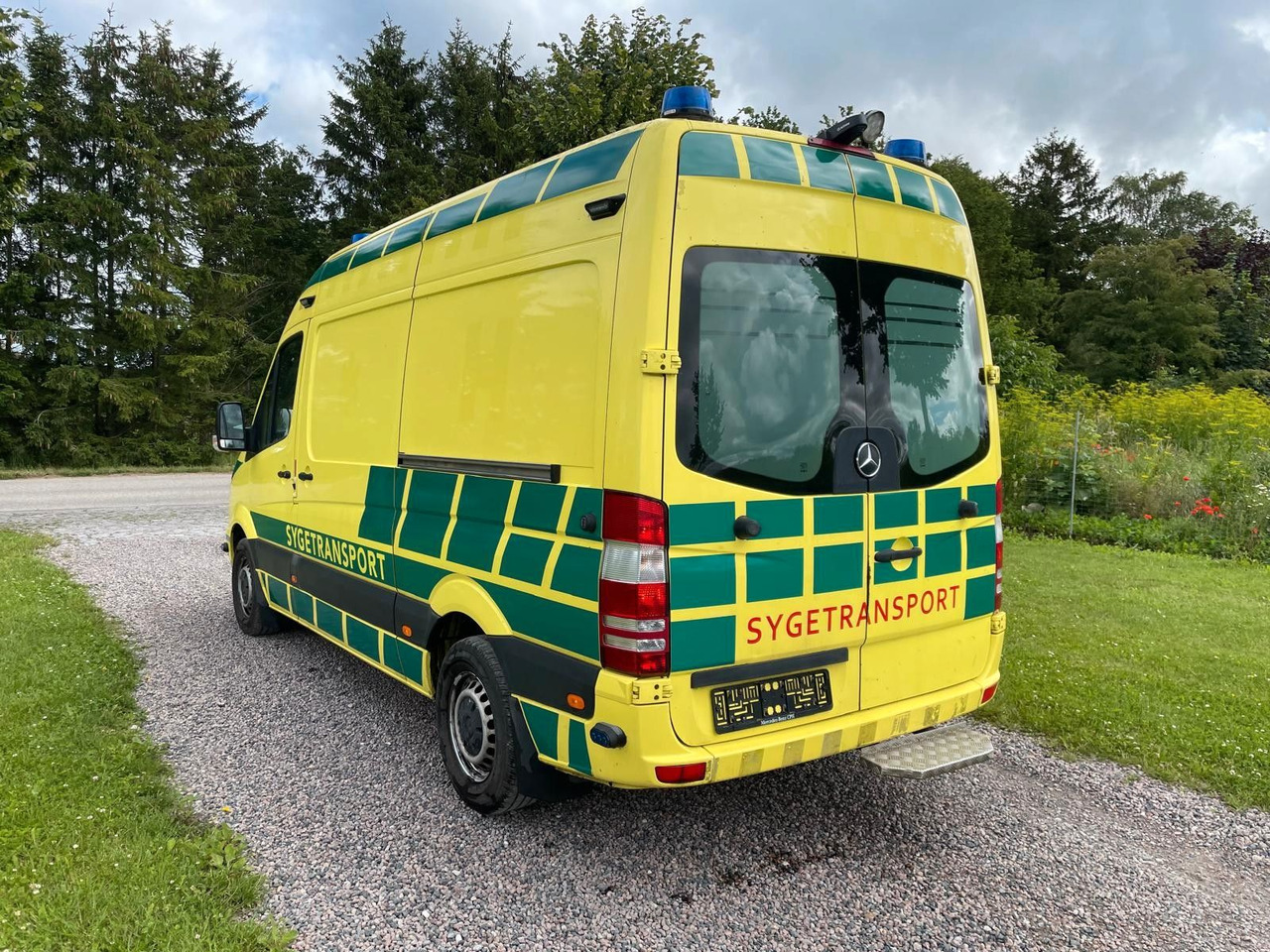 Mercedes-Benz Sprinter Kasten 316 CDI Aut - Ασθενοφόρο: φωτογραφία 5 Mercedes-Benz Sprinter Kasten 316 CDI Aut - Ασθενοφόρο: φωτογραφία 5