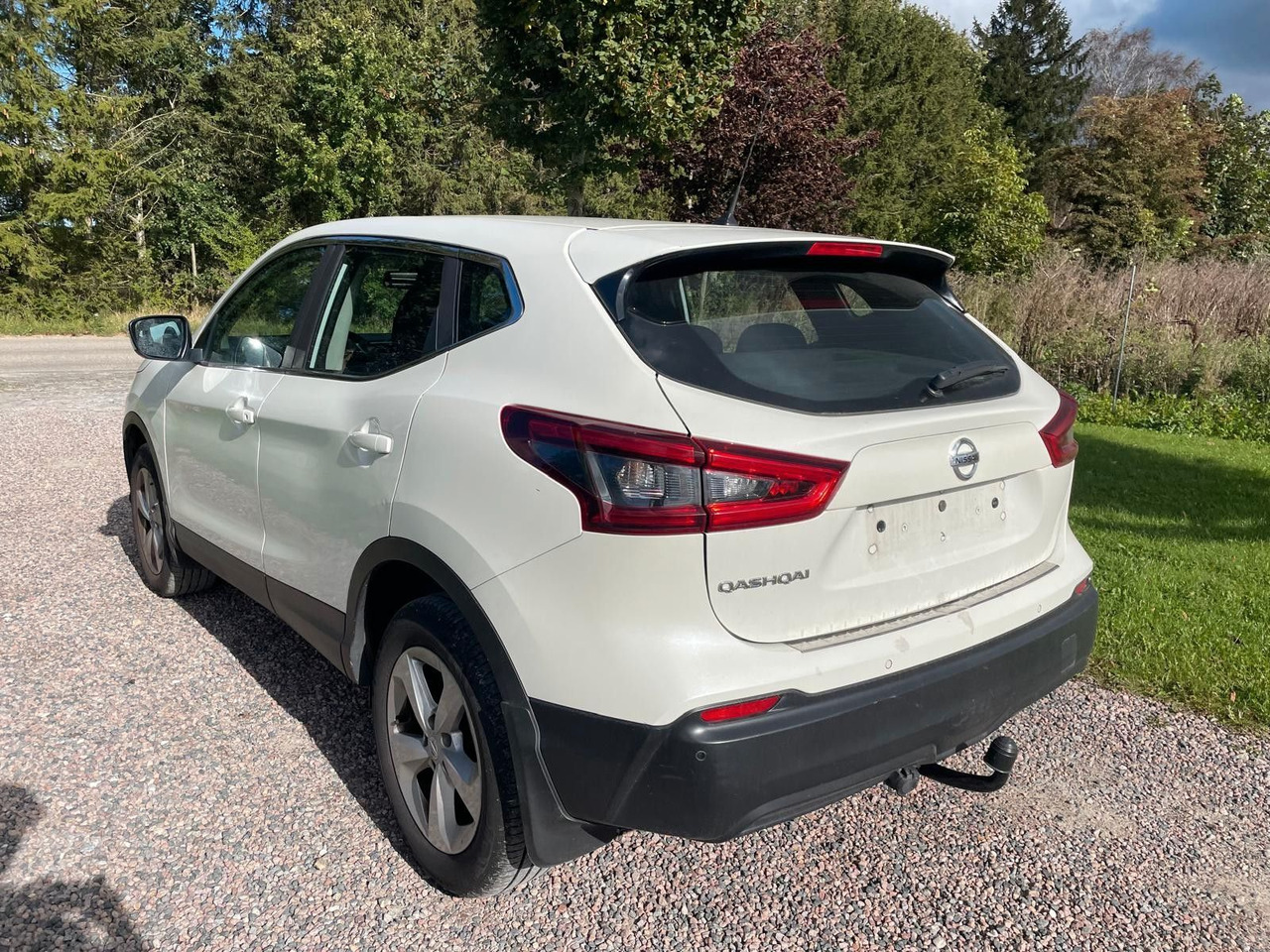 Nissan Qashqai Tekna+ - SUV: φωτογραφία 3 Nissan Qashqai Tekna+ - SUV: φωτογραφία 3