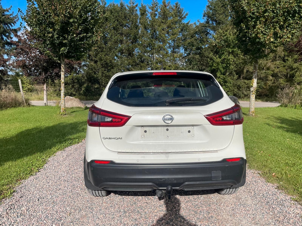 Nissan Qashqai Tekna+ - SUV: φωτογραφία 4 Nissan Qashqai Tekna+ - SUV: φωτογραφία 4