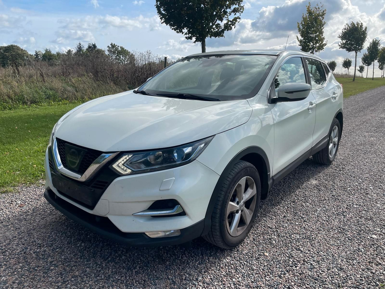 Nissan Qashqai Tekna+ - SUV: φωτογραφία 1 Nissan Qashqai Tekna+ - SUV: φωτογραφία 1