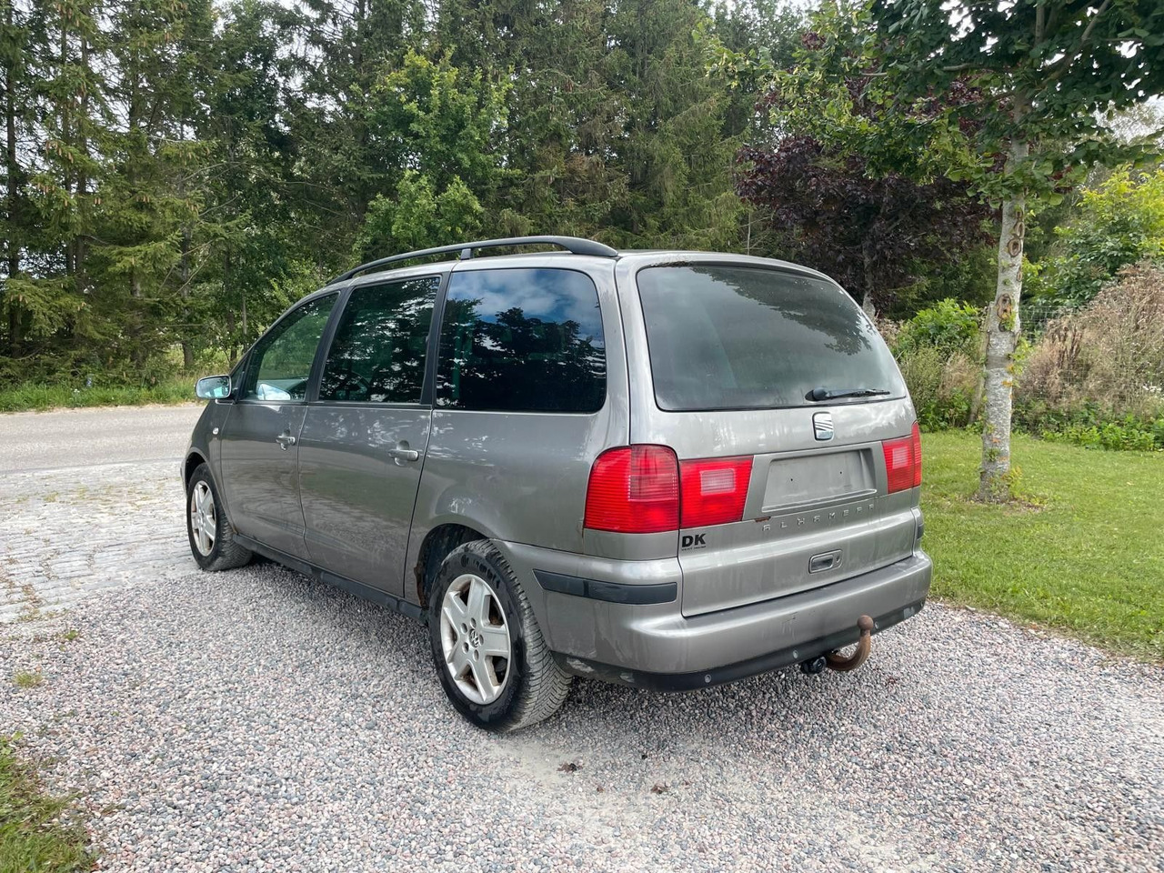 Seat Alhambra Sport - Λιμουζίνα/ Sedan: φωτογραφία 3 Seat Alhambra Sport - Λιμουζίνα/ Sedan: φωτογραφία 3