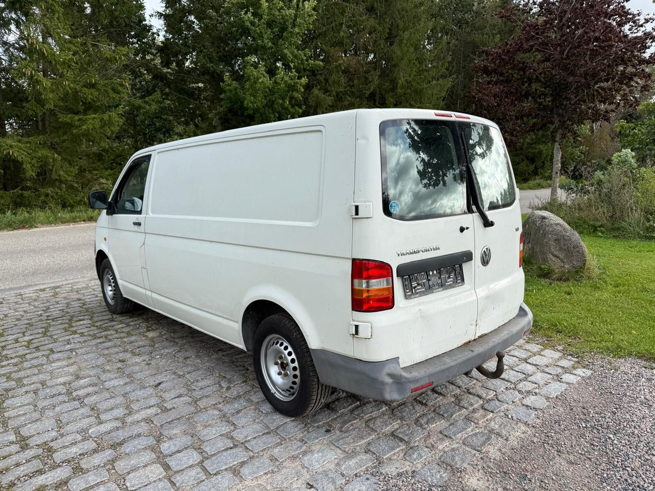 Volkswagen T5 Transporter 2.5 TDI Kasten lang *2500 € - Μικρό βαν: φωτογραφία 3 Volkswagen T5 Transporter 2.5 TDI Kasten lang *2500 € - Μικρό βαν: φωτογραφία 3
