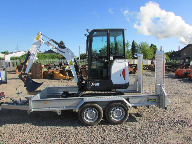 Bobcat E 19 + Anhänger Unsinn 3618-35-14 - Μίνι εκσκαφέας: φωτογραφία 1 Bobcat E 19 + Anhänger Unsinn 3618-35-14 - Μίνι εκσκαφέας: φωτογραφία 1