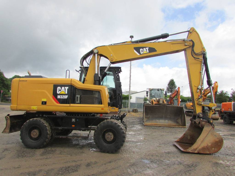 Cat M 320 F Mobilbagger 69.500 EUR / AC - Τροχοφόρος εκσκαφέας: φωτογραφία 4 Cat M 320 F Mobilbagger 69.500 EUR / AC - Τροχοφόρος εκσκαφέας: φωτογραφία 4