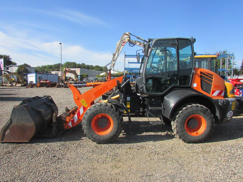 Komatsu WA 100 M-7 Radlader 31.000 EUR - Ελαστιχοφόρος φορτωτής: φωτογραφία 1 Komatsu WA 100 M-7 Radlader 31.000 EUR - Ελαστιχοφόρος φορτωτής: φωτογραφία 1