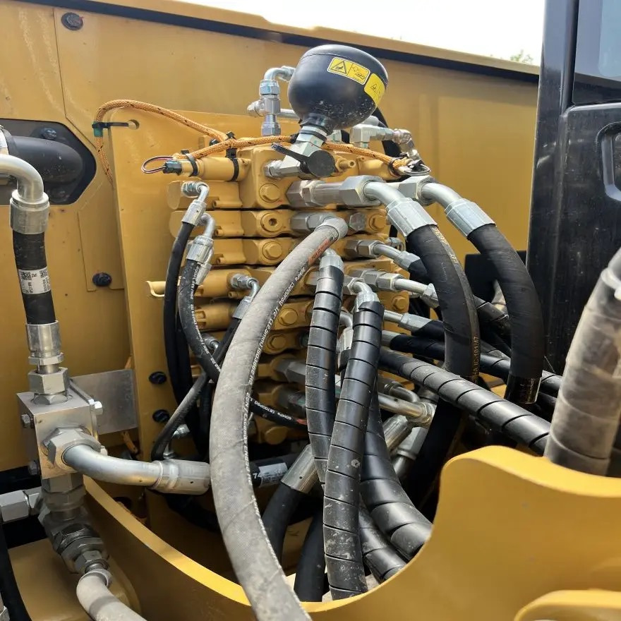 Μίνι εκσκαφέας CAT 305.5E2: φωτογραφία 10 Μίνι εκσκαφέας CAT 305.5E2: φωτογραφία 10