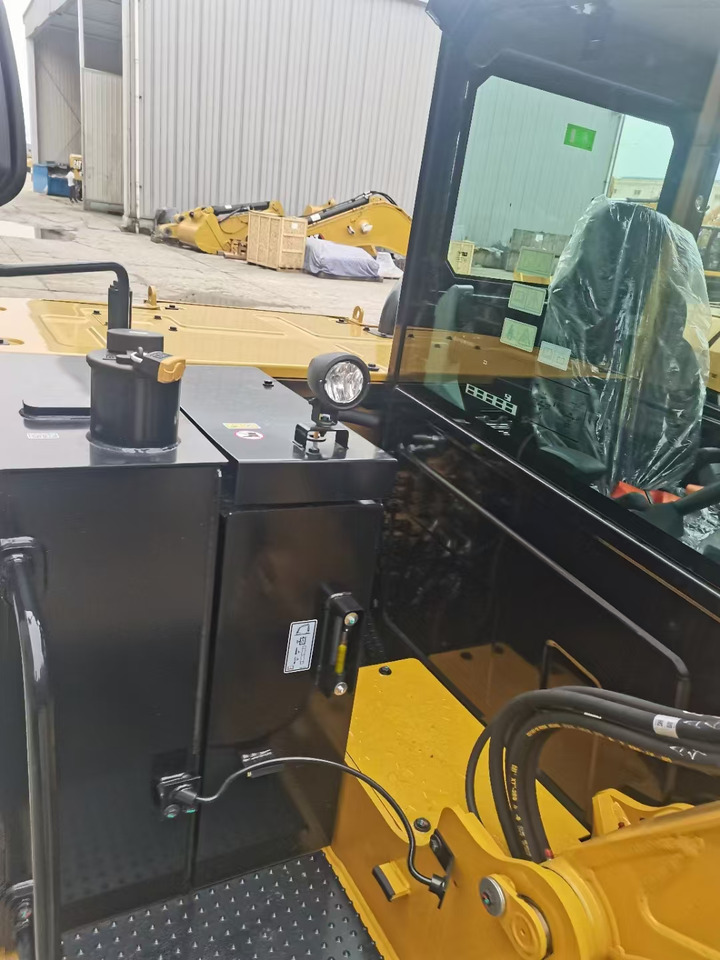Μίνι εκσκαφέας CAT 305.5E2: φωτογραφία 12 Μίνι εκσκαφέας CAT 305.5E2: φωτογραφία 12