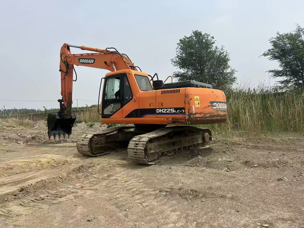 DOOSAN DH225LC-7 - Ερπυστριοφόρος εκσκαφέας: φωτογραφία 2 DOOSAN DH225LC-7 - Ερπυστριοφόρος εκσκαφέας: φωτογραφία 2