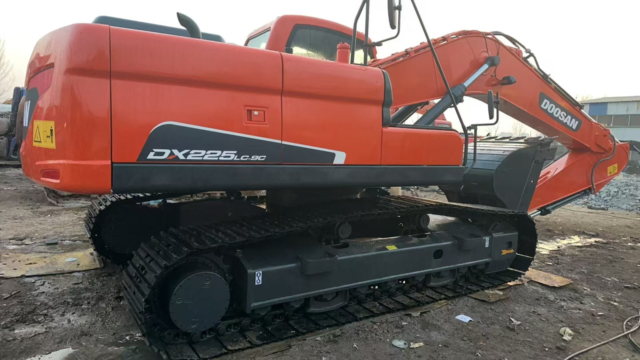 DOOSAN DX225 - Ερπυστριοφόρος εκσκαφέας: φωτογραφία 2 DOOSAN DX225 - Ερπυστριοφόρος εκσκαφέας: φωτογραφία 2