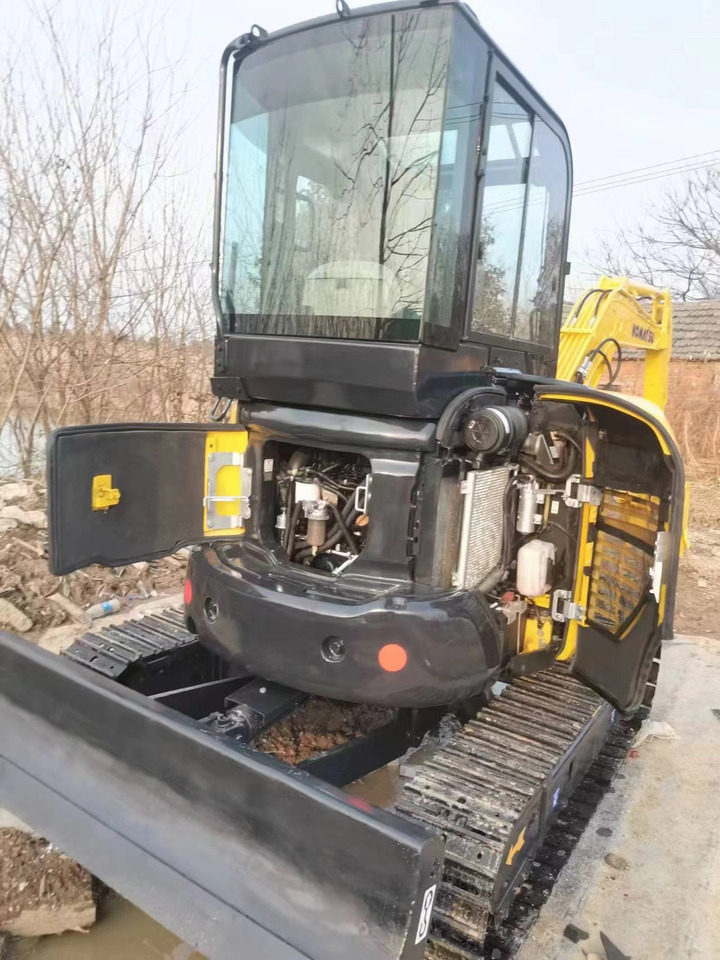 KOMATSU PC 35 MR - Μίνι εκσκαφέας: φωτογραφία 4 KOMATSU PC 35 MR - Μίνι εκσκαφέας: φωτογραφία 4