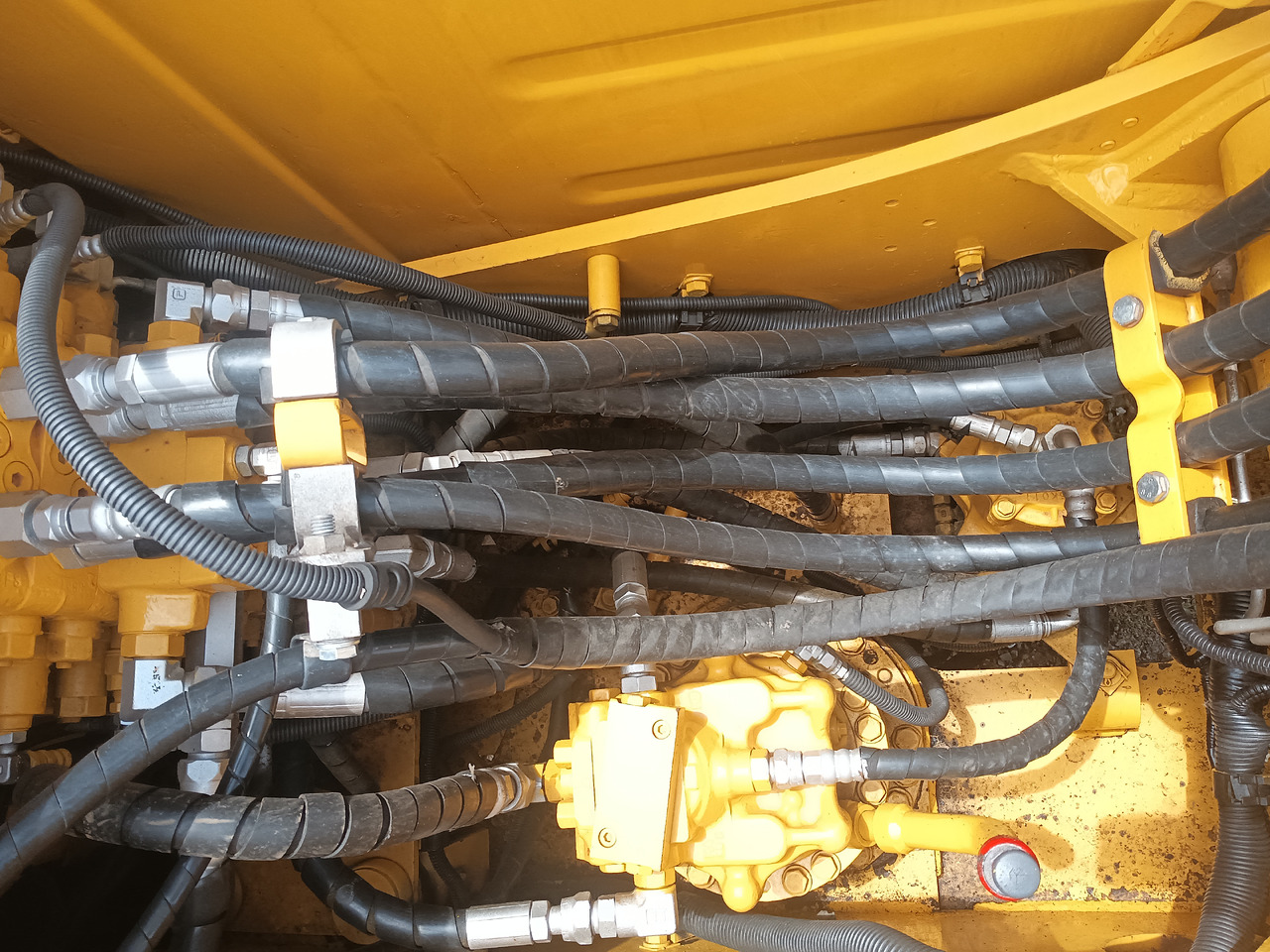 KOMATSU PC120 - Ερπυστριοφόρος εκσκαφέας: φωτογραφία 3 KOMATSU PC120 - Ερπυστριοφόρος εκσκαφέας: φωτογραφία 3