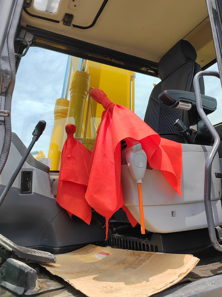 Ερπυστριοφόρος εκσκαφέας KOMATSU PC160: φωτογραφία 6 Ερπυστριοφόρος εκσκαφέας KOMATSU PC160: φωτογραφία 6