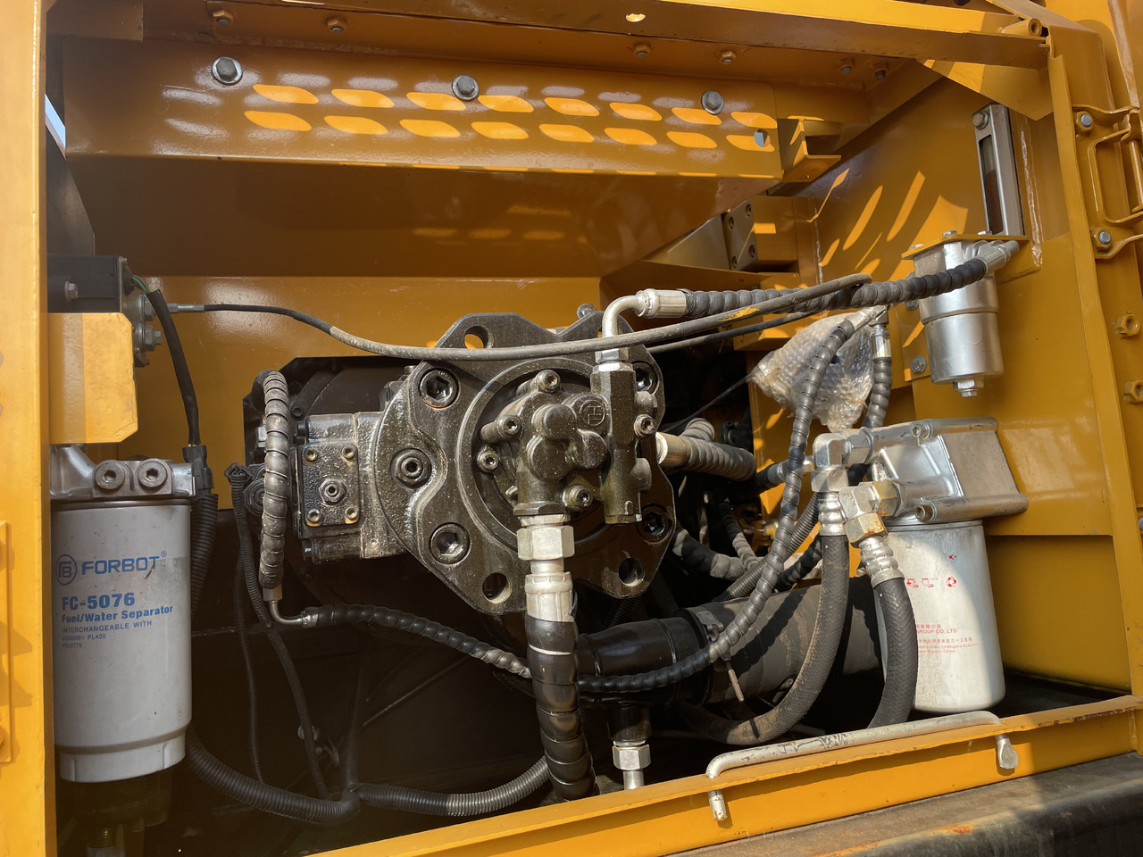 Ερπυστριοφόρος εκσκαφέας SANY SY235C: φωτογραφία 6