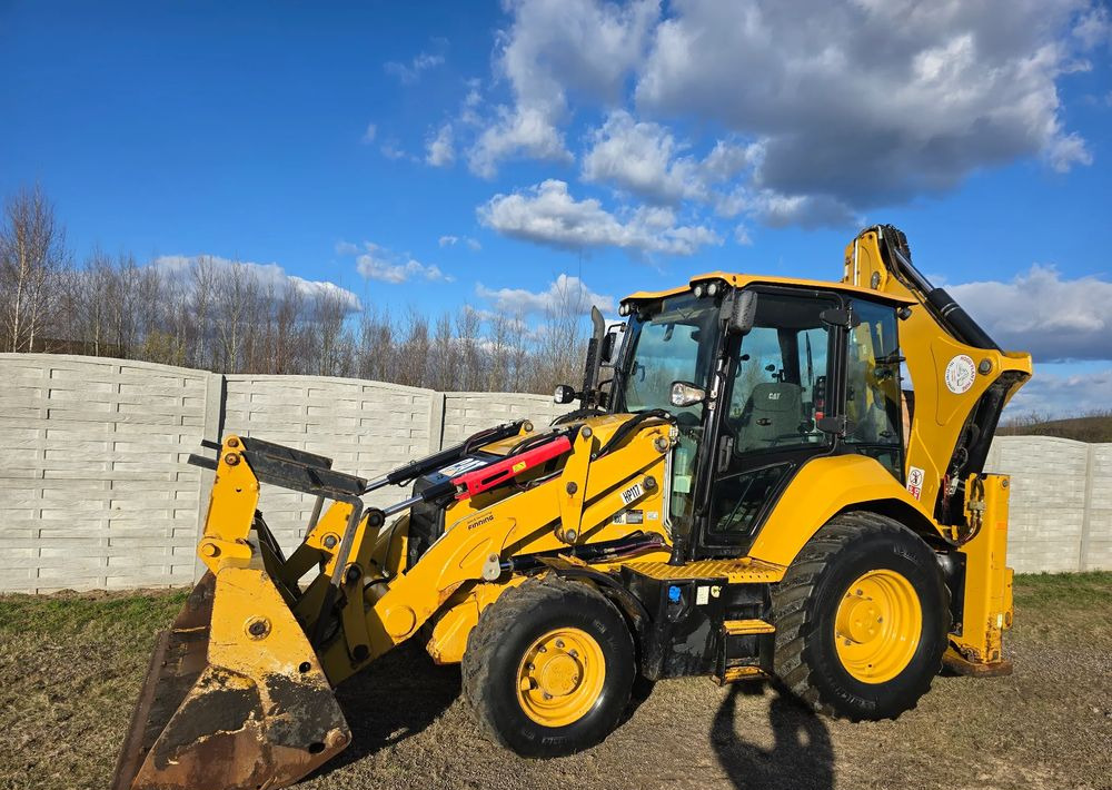 Caterpillar - Φορτωτής εκσκαφέας: φωτογραφία 1 Caterpillar - Φορτωτής εκσκαφέας: φωτογραφία 1
