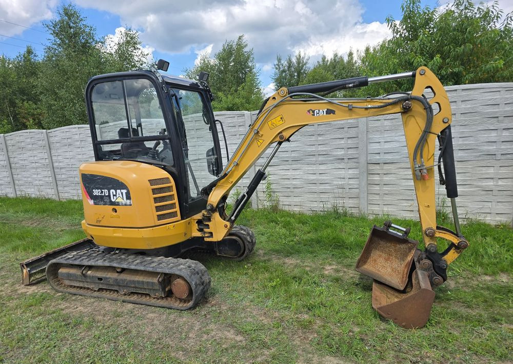 Caterpillar - Μίνι εκσκαφέας: φωτογραφία 1 Caterpillar - Μίνι εκσκαφέας: φωτογραφία 1