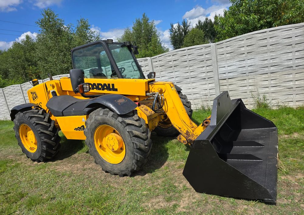 JCB - Τηλεσκοπικός φορτωτής: φωτογραφία 1 JCB - Τηλεσκοπικός φορτωτής: φωτογραφία 1