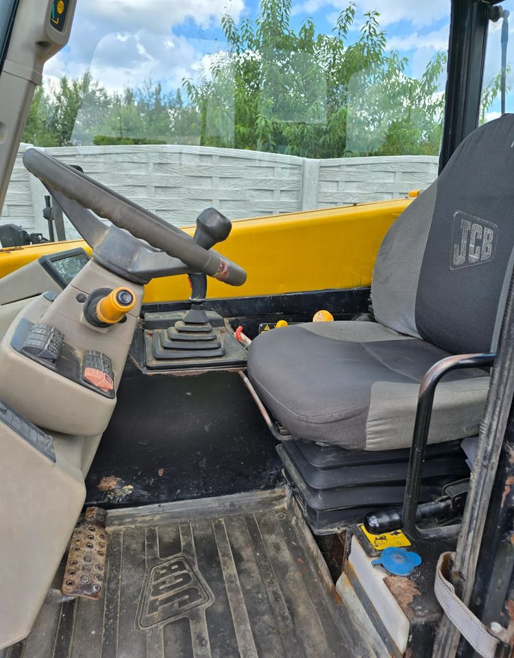 JCB - Τηλεσκοπικός φορτωτής: φωτογραφία 3 JCB - Τηλεσκοπικός φορτωτής: φωτογραφία 3