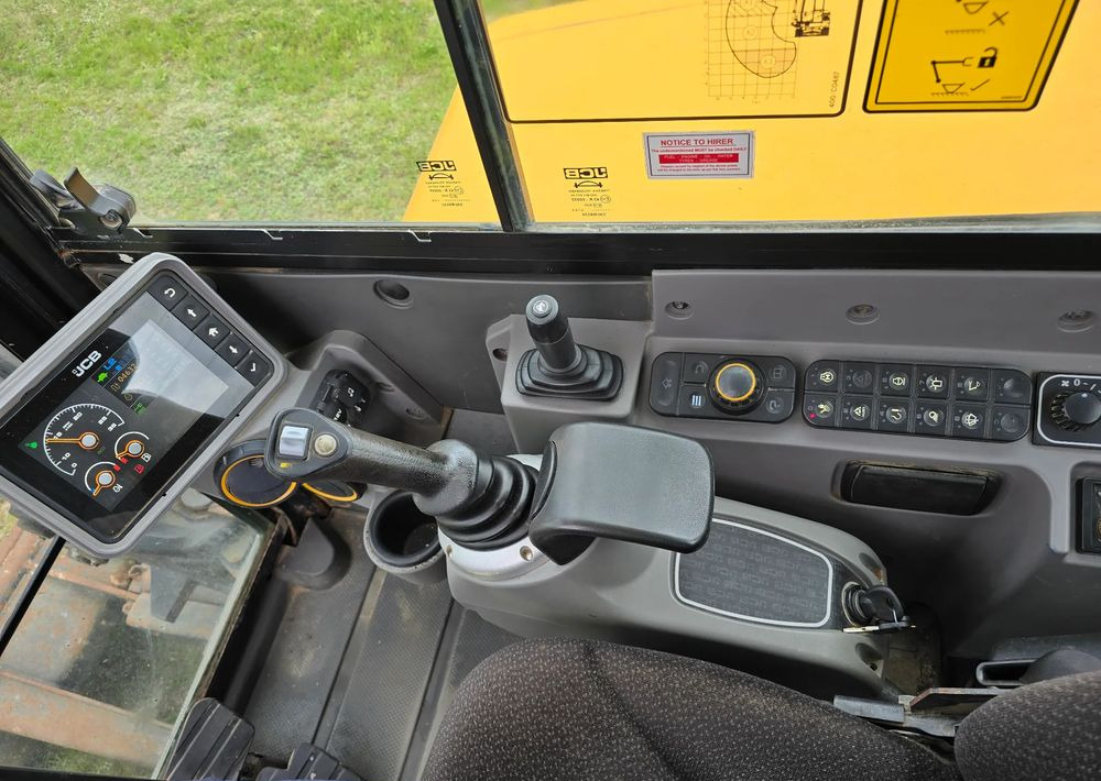 JCB - Ερπυστριοφόρος εκσκαφέας: φωτογραφία 5 JCB - Ερπυστριοφόρος εκσκαφέας: φωτογραφία 5