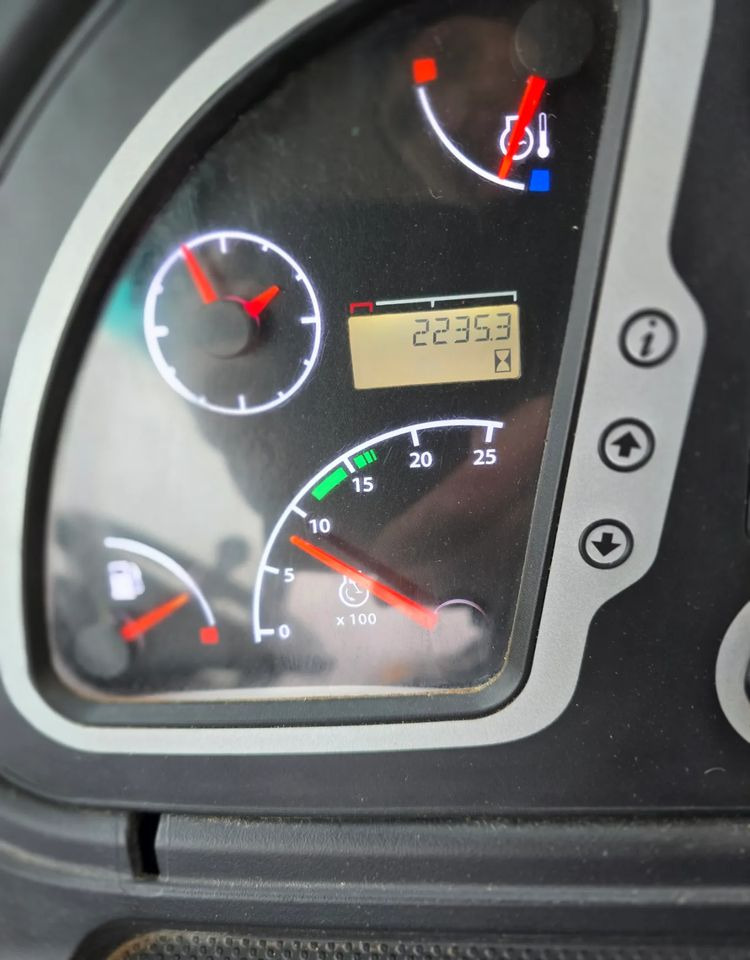 JCB - Φορτωτής εκσκαφέας: φωτογραφία 4 JCB - Φορτωτής εκσκαφέας: φωτογραφία 4