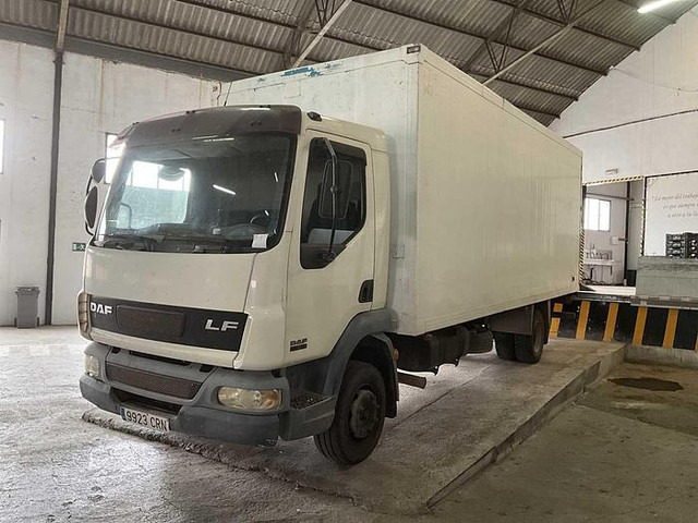 DAF AE 45 LF 3 12 - Φορτηγό ψυγείο: φωτογραφία 2 DAF AE 45 LF 3 12 - Φορτηγό ψυγείο: φωτογραφία 2