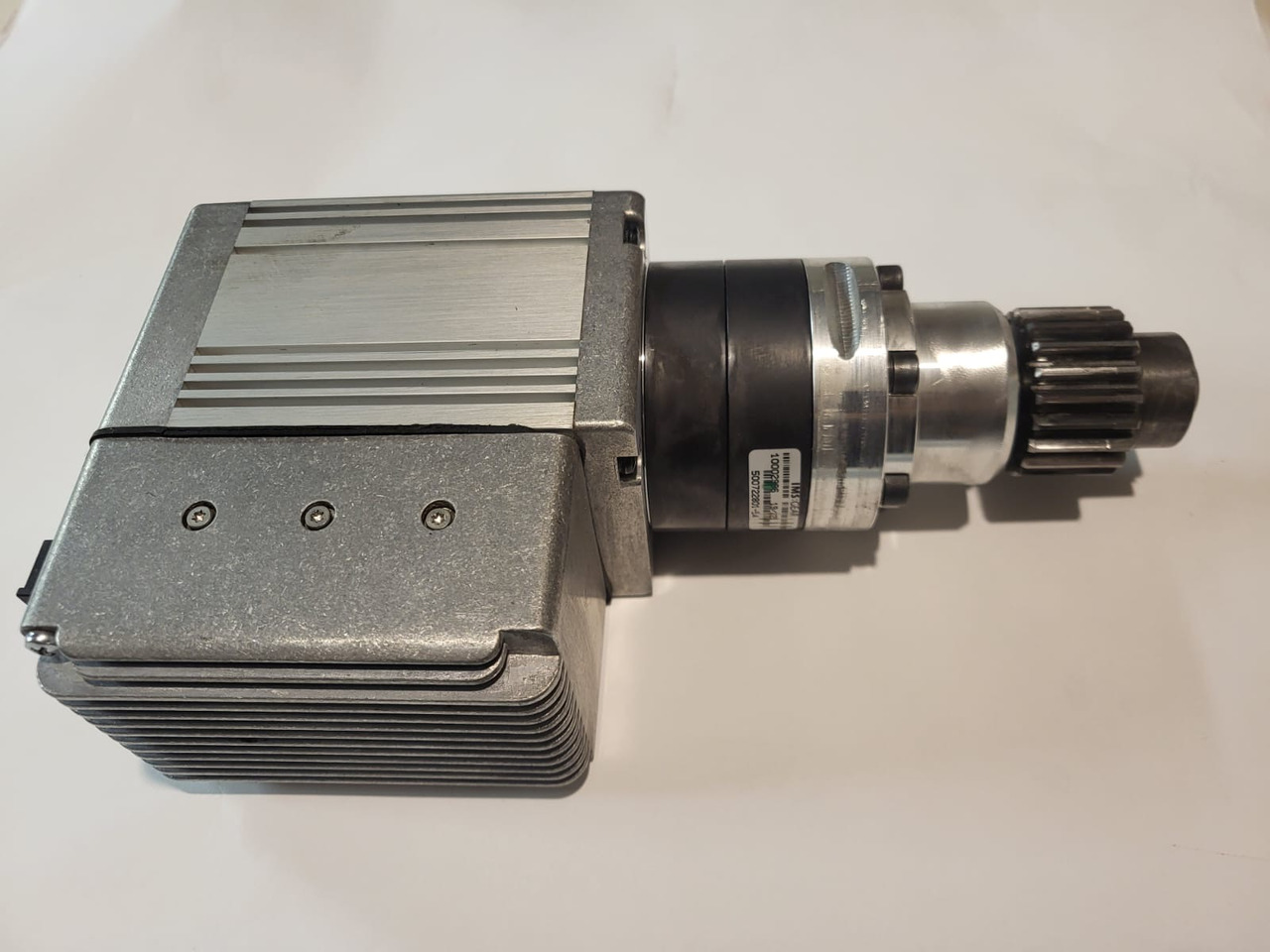 BT steering motor 7596767001 - Ανταλλακτικό για Ανυψωτικό μηχάνημα: φωτογραφία 2 BT steering motor 7596767001 - Ανταλλακτικό για Ανυψωτικό μηχάνημα: φωτογραφία 2