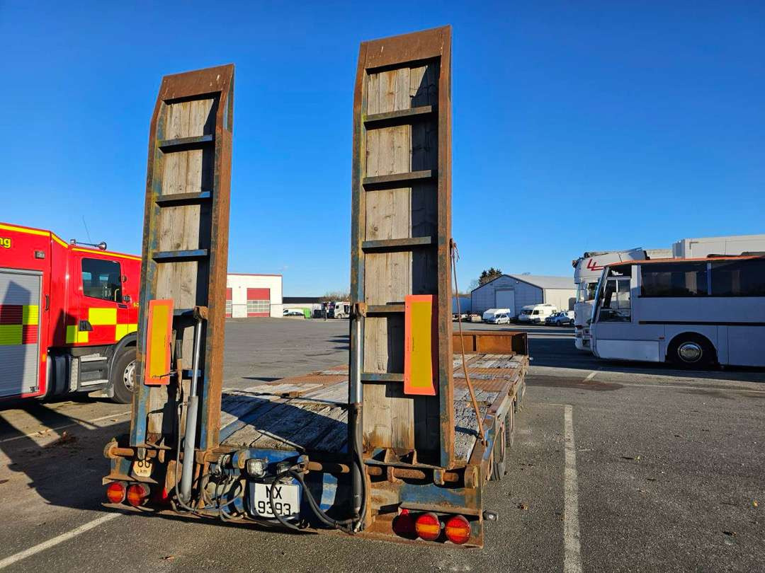 2006 Maskinhenger Zrust Trailer Zpt-18 EU-godkjent - Ρυμούλκα με χαμηλό δάπεδο: φωτογραφία 4 2006 Maskinhenger Zrust Trailer Zpt-18 EU-godkjent - Ρυμούλκα με χαμηλό δάπεδο: φωτογραφία 4