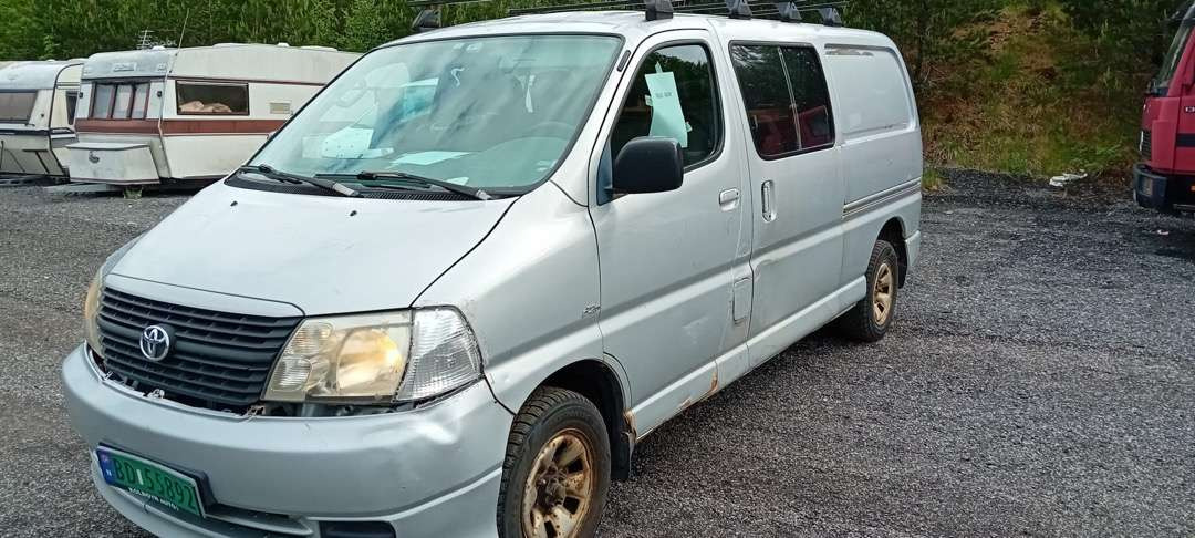 2008 Toyota Hiace 4WD og 2007 Toyota Hiace selges samlet - Αυτοκίνητο: φωτογραφία 1 2008 Toyota Hiace 4WD og 2007 Toyota Hiace selges samlet - Αυτοκίνητο: φωτογραφία 1