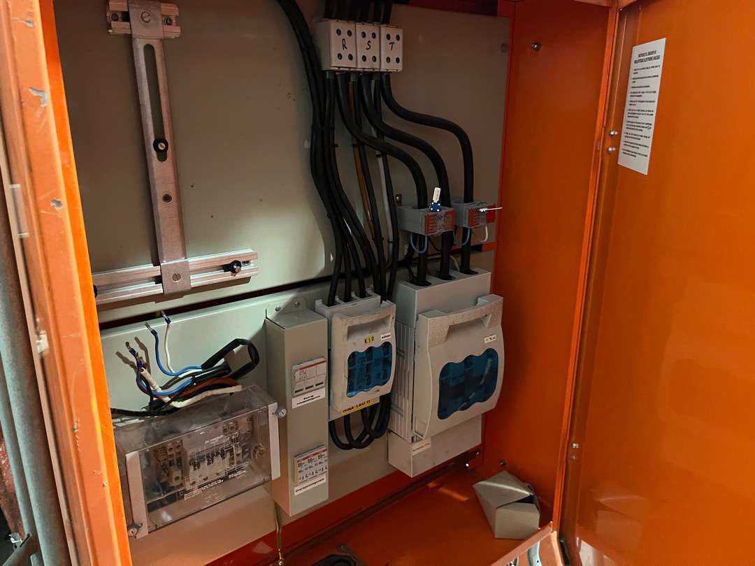 Holte strømskap 230 V - Εργαλείο/ Εξοπλισμός: φωτογραφία 2 Holte strømskap 230 V - Εργαλείο/ Εξοπλισμός: φωτογραφία 2