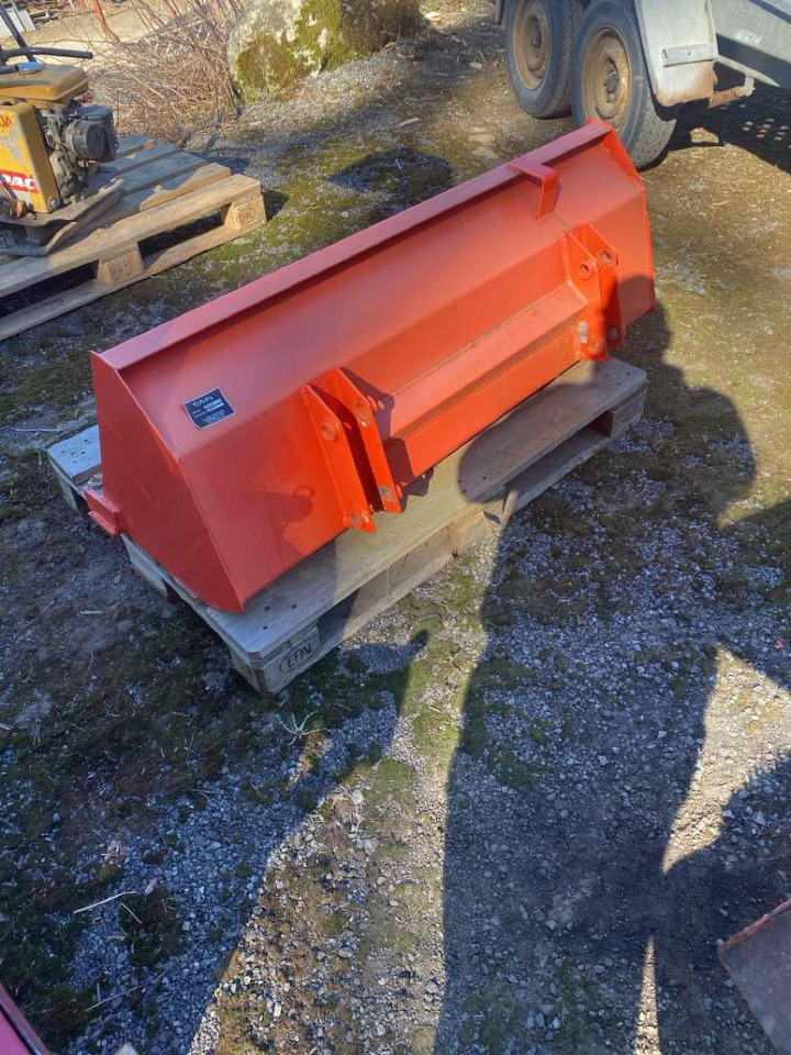Kubota B1625 skuffe - Παρελκόμενα: φωτογραφία 3 Kubota B1625 skuffe - Παρελκόμενα: φωτογραφία 3