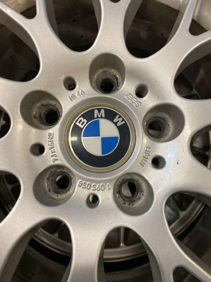 Originalt BMW hjulsett - Εργαλείο/ Εξοπλισμός: φωτογραφία 3 Originalt BMW hjulsett - Εργαλείο/ Εξοπλισμός: φωτογραφία 3
