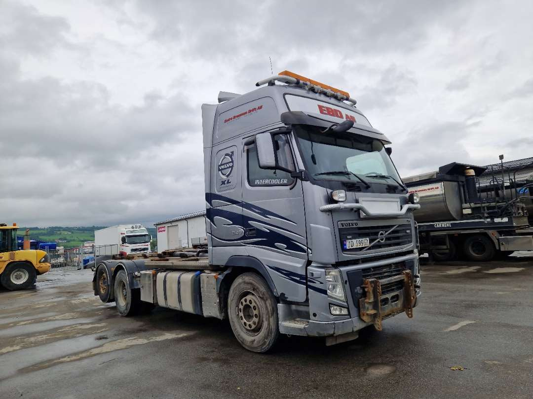 Volvo FH6X2-Krokbil med hydraulisk brøyteutstyr - Φορτηγό φόρτωσης γάντζου: φωτογραφία 1 Volvo FH6X2-Krokbil med hydraulisk brøyteutstyr - Φορτηγό φόρτωσης γάντζου: φωτογραφία 1