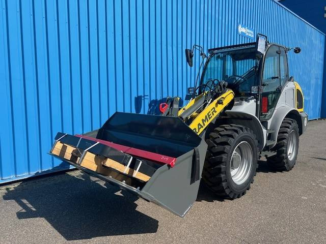 Kramer 8115 - Ελαστιχοφόρος φορτωτής: φωτογραφία 4 Kramer 8115 - Ελαστιχοφόρος φορτωτής: φωτογραφία 4