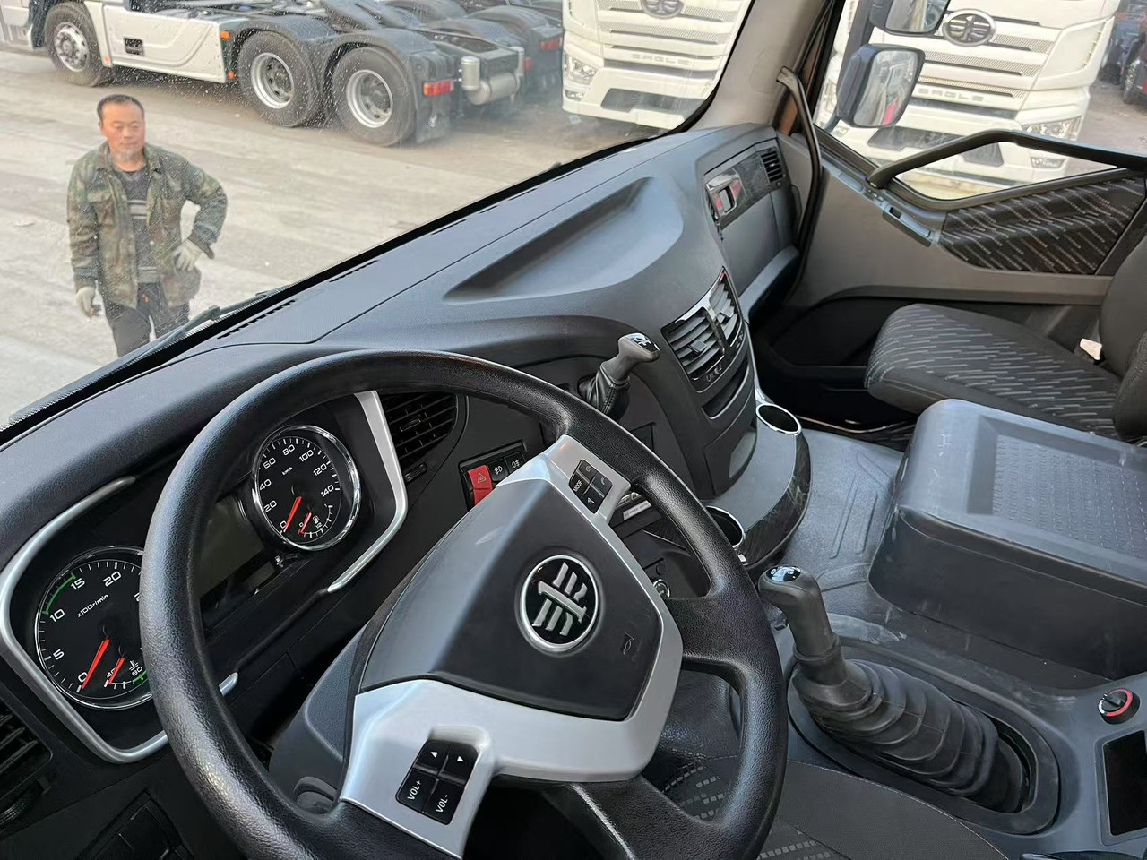 Τράκτορας FAW J6P: φωτογραφία 6