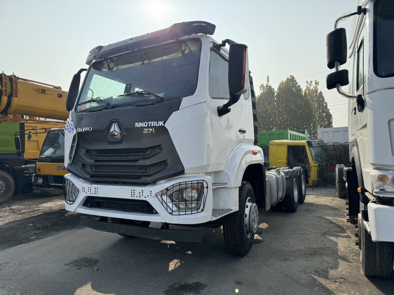 SINOTRUCK HOWO - Τράκτορας: φωτογραφία 2 SINOTRUCK HOWO - Τράκτορας: φωτογραφία 2