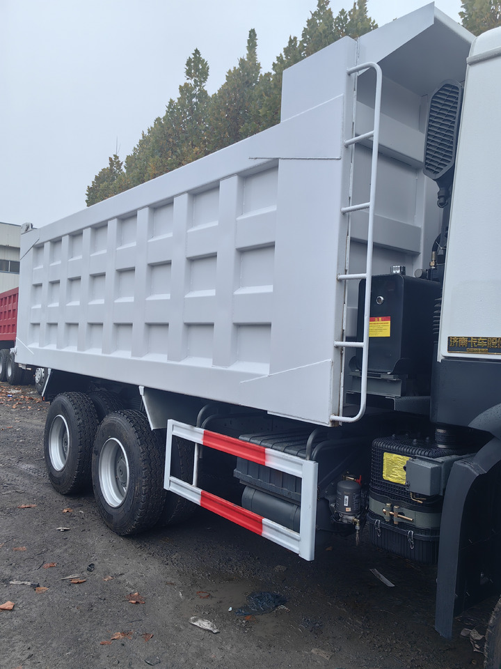 SINOTRUCK HOWO - Φορτηγό ανατρεπόμενο: φωτογραφία 3 SINOTRUCK HOWO - Φορτηγό ανατρεπόμενο: φωτογραφία 3