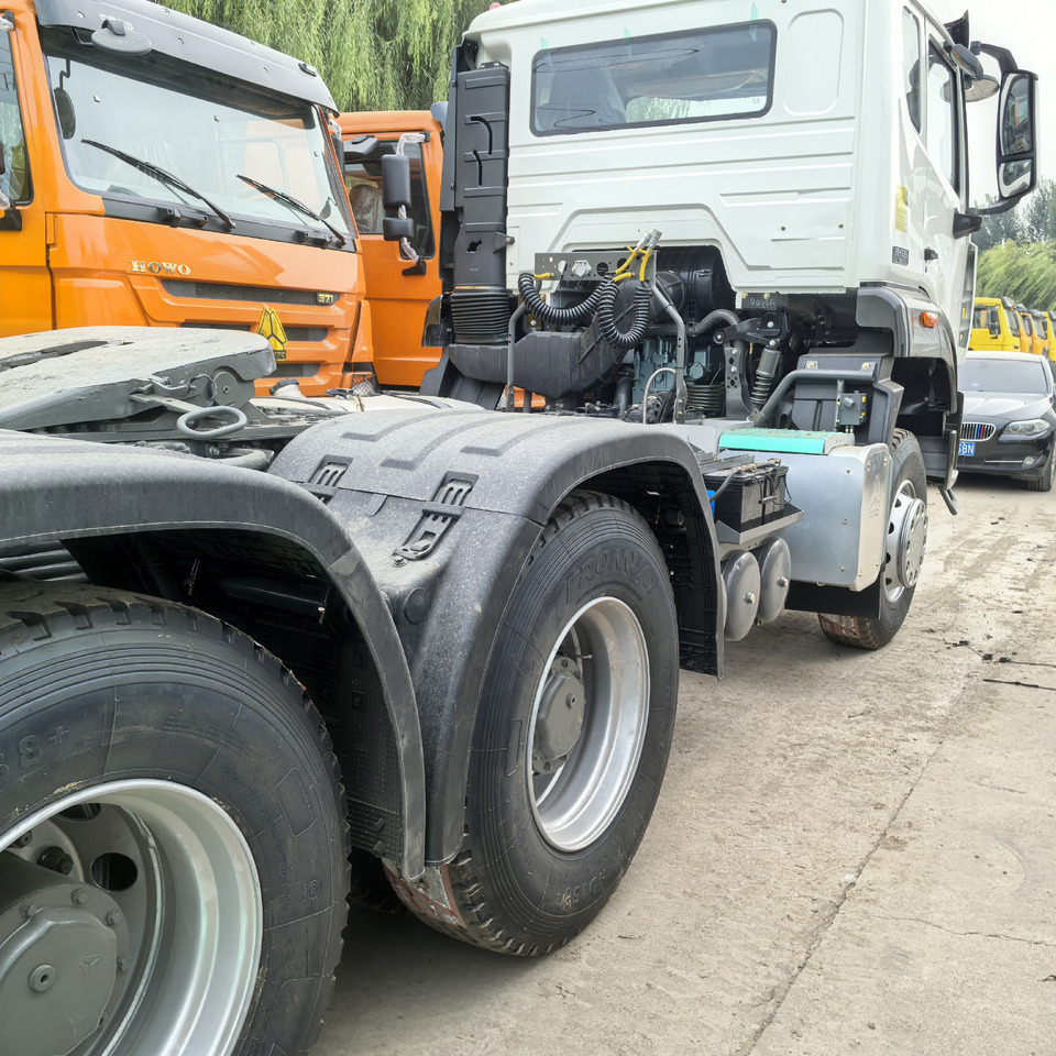 SINOTRUCK HOWO - Τράκτορας: φωτογραφία 5 SINOTRUCK HOWO - Τράκτορας: φωτογραφία 5