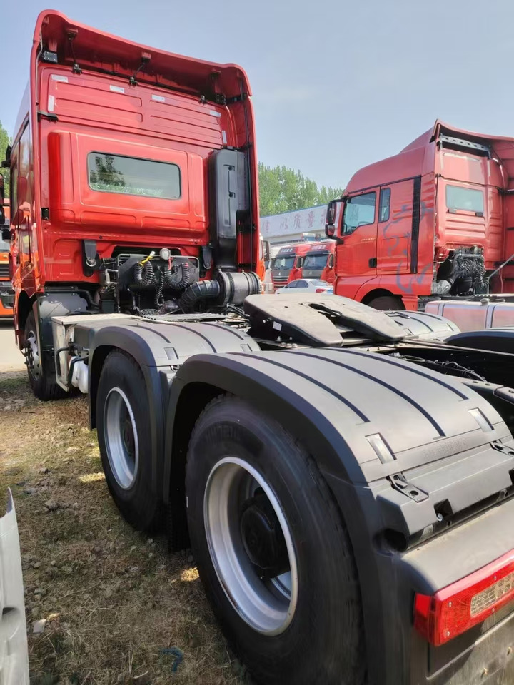 SINOTRUCK HOWO - Τράκτορας: φωτογραφία 5 SINOTRUCK HOWO - Τράκτορας: φωτογραφία 5