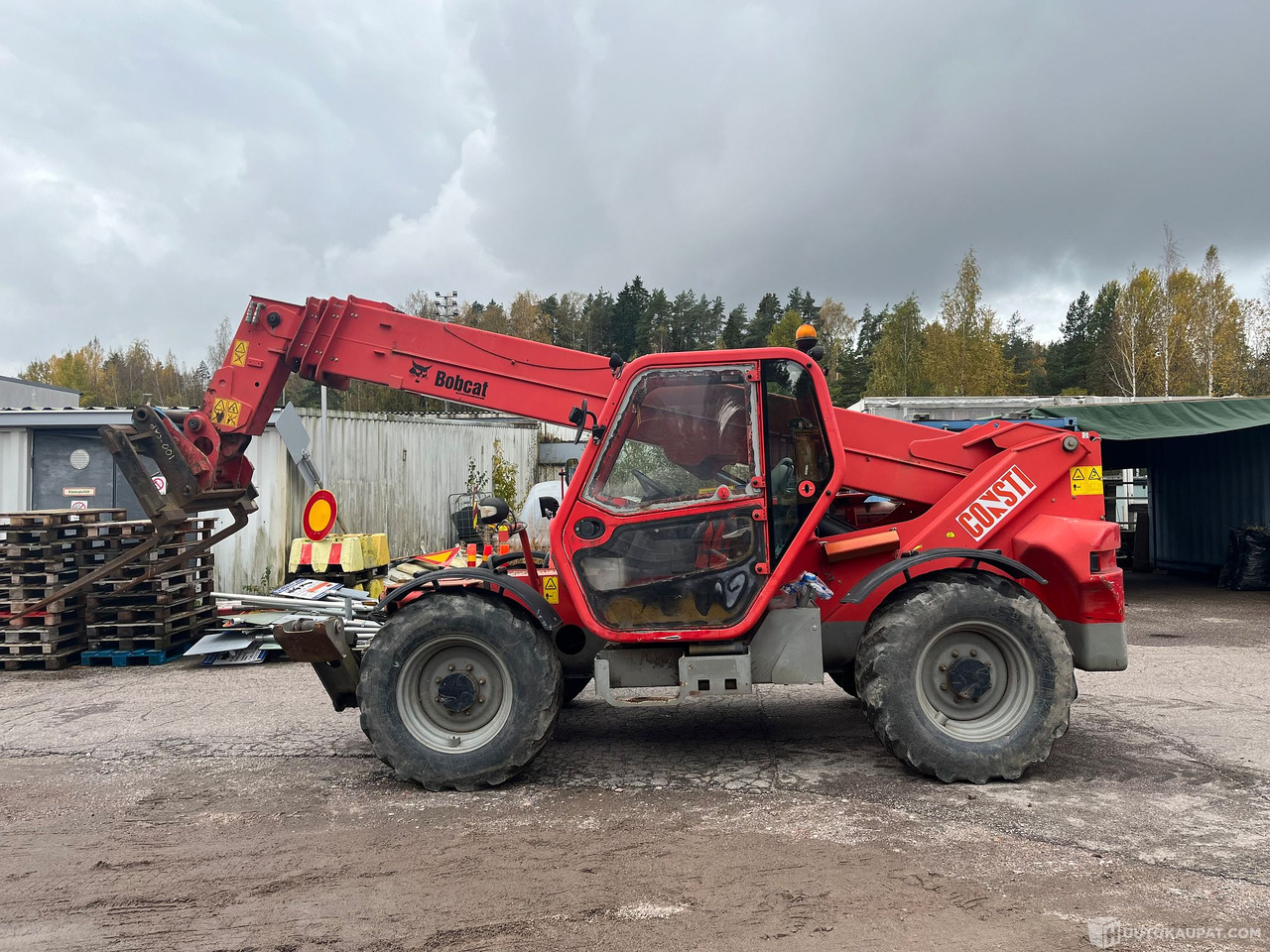 Bobcat T40170, Kurottaja korjattavaksi, 2011, Vantaa - Τηλεσκοπικός φορτωτής: φωτογραφία 2 Bobcat T40170, Kurottaja korjattavaksi, 2011, Vantaa - Τηλεσκοπικός φορτωτής: φωτογραφία 2