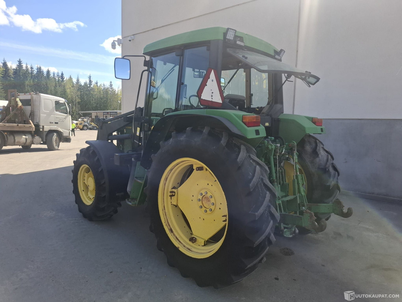John Deere 6400, 1997 Traktori, Sis alv 25,5%, Nurmijärvi - Τρακτέρ: φωτογραφία 2 John Deere 6400, 1997 Traktori, Sis alv 25,5%, Nurmijärvi - Τρακτέρ: φωτογραφία 2