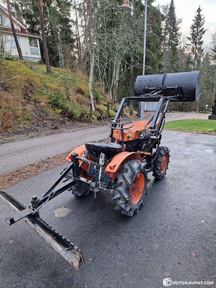 Kubota B6000, Lahti - Μικρό τρακτέρ: φωτογραφία 4 Kubota B6000, Lahti - Μικρό τρακτέρ: φωτογραφία 4