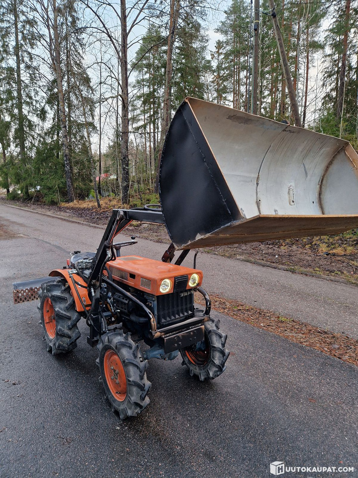 Kubota B6000, Lahti - Μικρό τρακτέρ: φωτογραφία 5 Kubota B6000, Lahti - Μικρό τρακτέρ: φωτογραφία 5