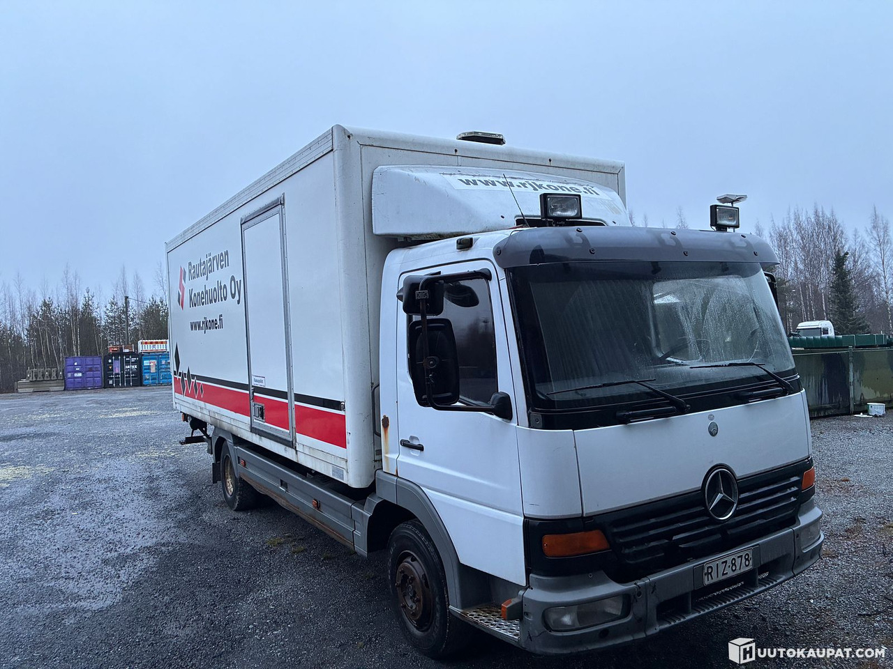 Mercedes-Benz 1017 box-body truck, Tampere - Φορτηγό κόφα: φωτογραφία 2 Mercedes-Benz 1017 box-body truck, Tampere - Φορτηγό κόφα: φωτογραφία 2